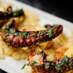 PULPO ANTICUCHERO